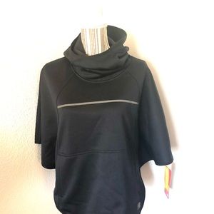 NWT Women’s New Balance poncho